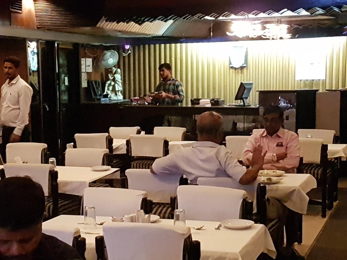 Hotel Siddhartha Hyderabad Exterior foto